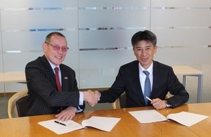 Dr Adrian Simper, NDA’s Strategy and technology Director, and Hajime Ito, Executive Director Japan Atomic Energy Agency, signed the agreement