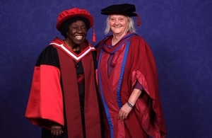 Dr Letitia Obeng honoured at LSTM