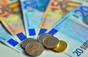 Euro Note Currency: Photo credit www.TheEnvironmentalBlog.org.