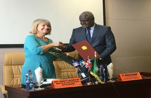 Minister of State for Africa Harriett Baldwin with African Union Commission chairperson Moussa Faki Mahamat.
