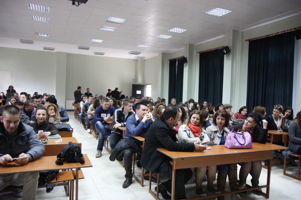 British Ambassador to Albania, Nicholas Cannon, talks to the Ismail Qemali University students in Vlora, Albania.