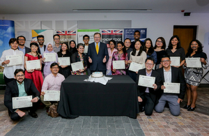 British High Commissioner, H.E. Charles Hay MVO welcoming back Malaysian Chevening scholars from the 2017-18 academic year.