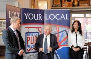 Bob Neill opens British Pubs Week