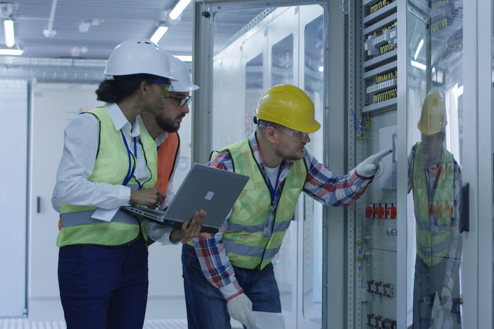 Inspecting a building energy control system