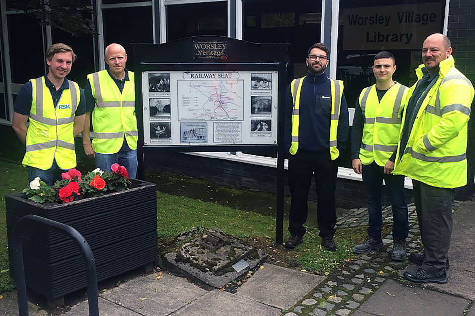 Engineers and hydrologists from RSK enjoyed a 90-minute walk along the canal from Worsley.