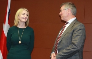 International Trade Secretary Liz Truss and New Zealand Trade Minister David Parker