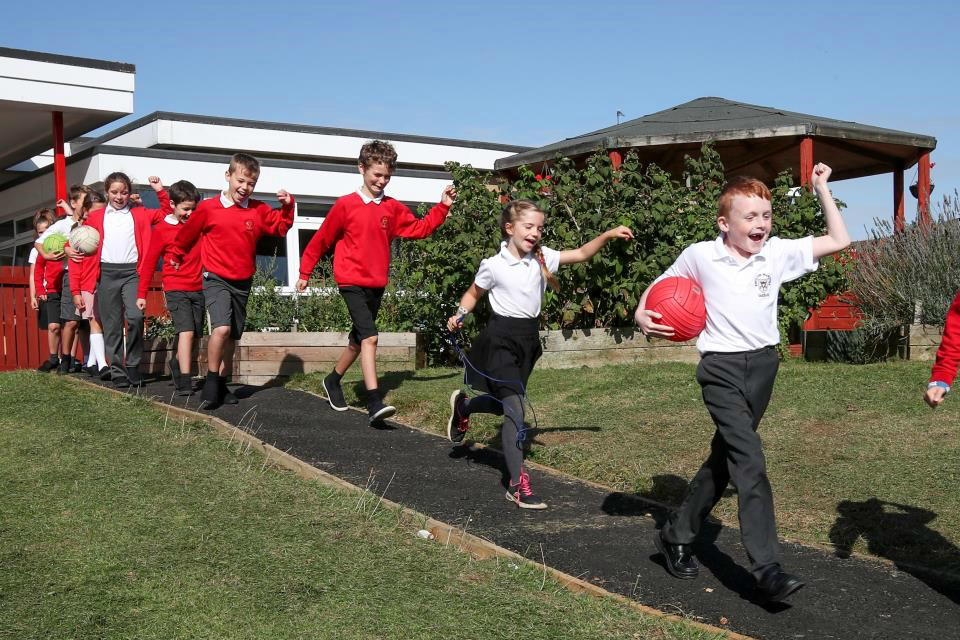 Top marks as school gets summer makeover from Highways England workers