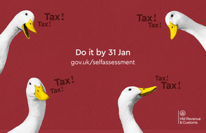 Decorative image of ducks with text 'Do it by 31 Jan GOV.UK/Self Assessment'/Gwnewch e erbyn 31 Ion GOV.UK/ffurflenni-treth-hunanasesiad