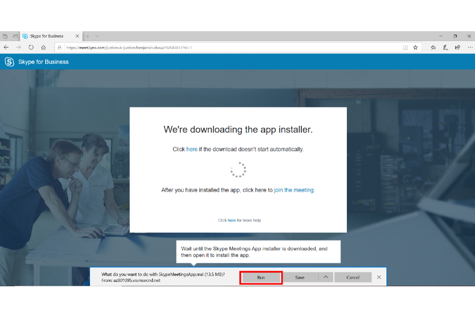 image shows the Skype Installer pop-up with the 'Run' button highlighted in red