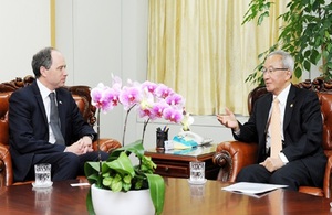 ambassador scott wightman calls on korean deputy prime