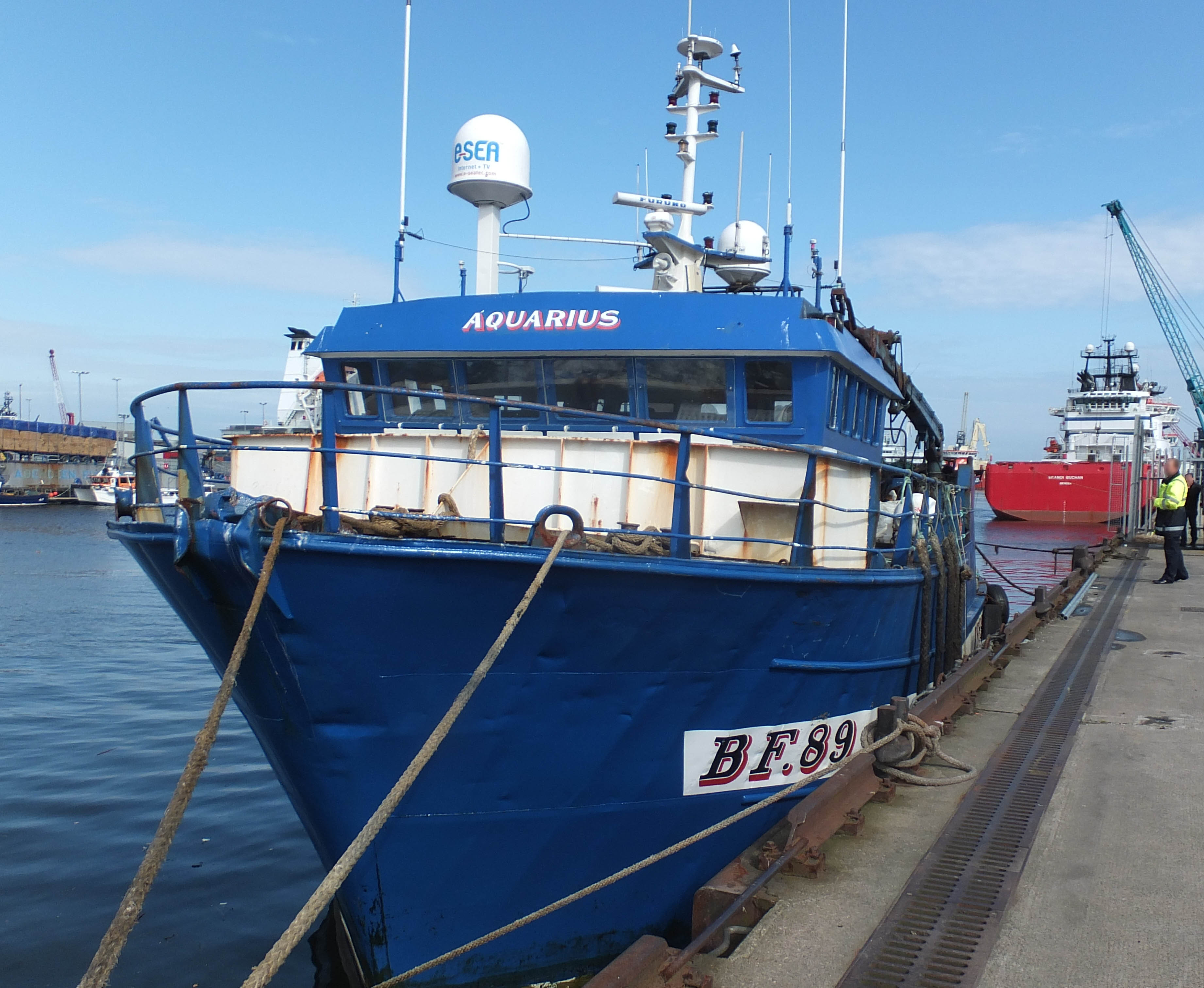 Photograph of Aquarius alongside at Aberdeen