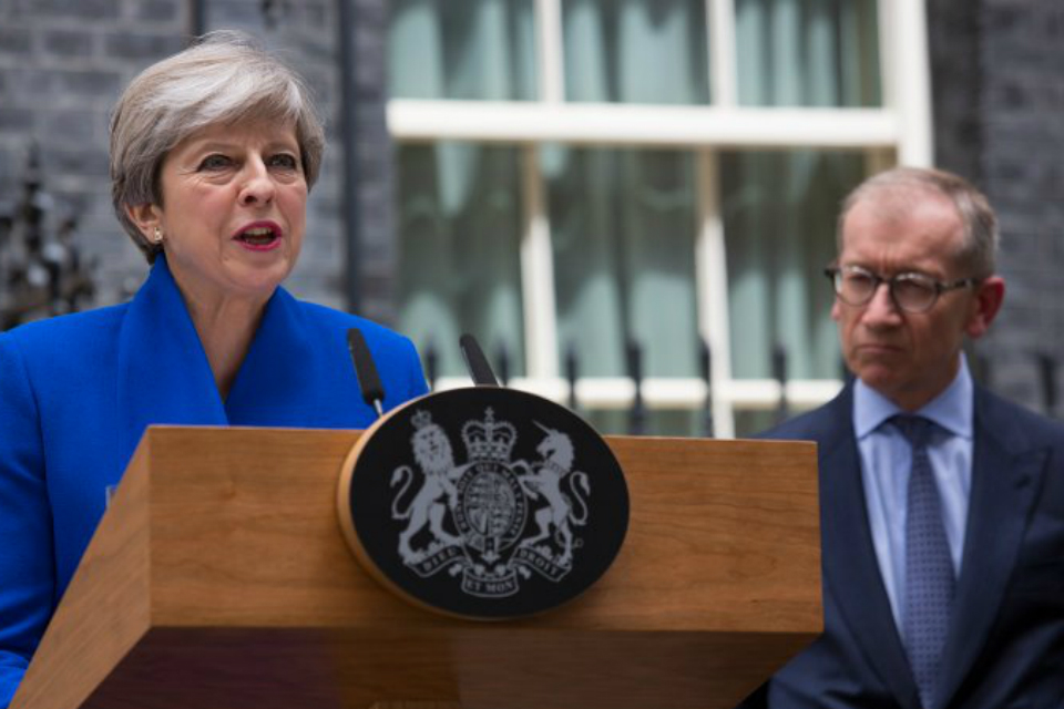 Theresa May anuncia que podrá formar gobierno