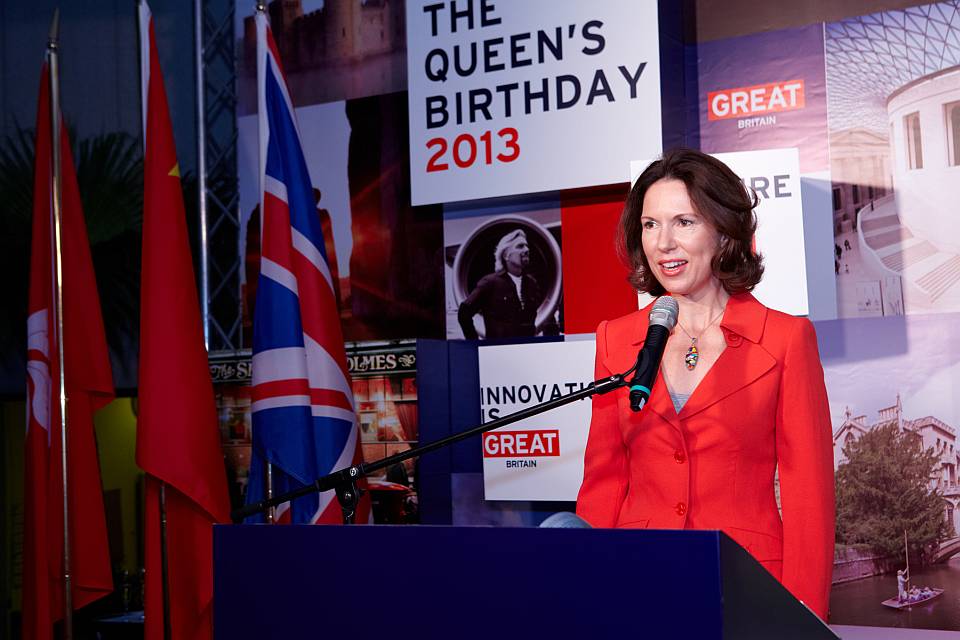 Consul General Caroline Wilson at Queen's Birthday Party