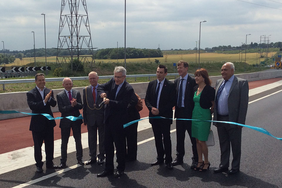 Transport minister opens new M1 road link to boost Bedfordshire economy
