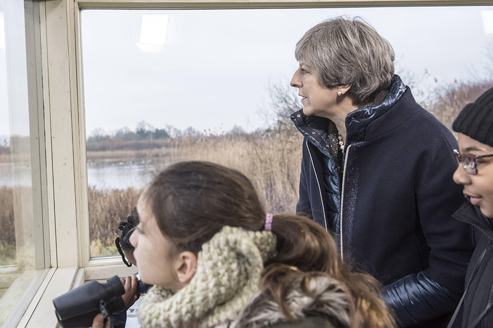 Prime Minister visits London Wetlands Centre