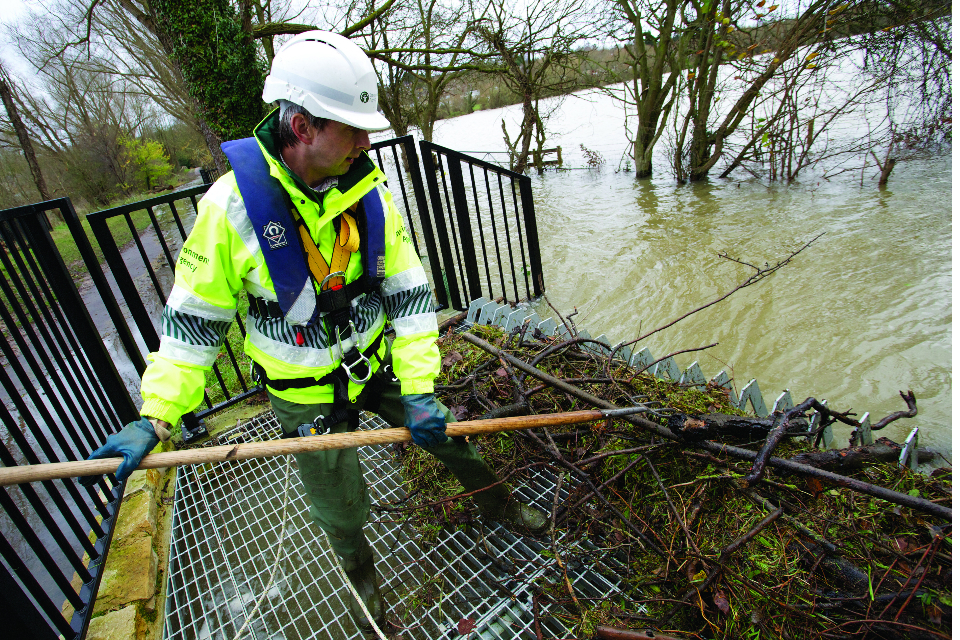 Environment Agency supporting flooded communities and preparing for heavy rain
