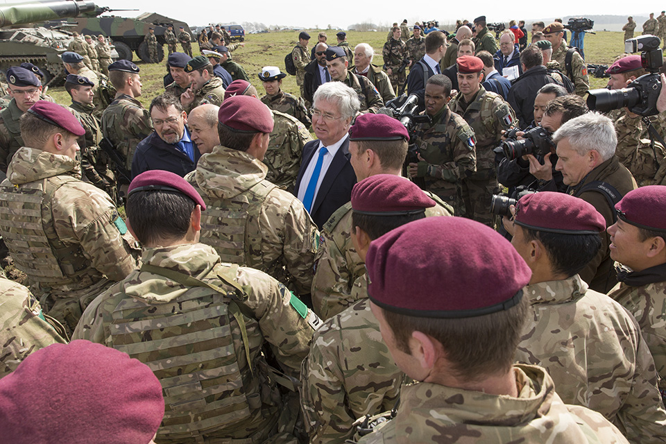 Michael Fallon and Jean-Yves Le Drian meet with personnel on Exercise Griffin Strike. Crown Copyright. 