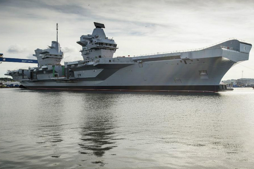 How do you float a 65,000 tonne ship?