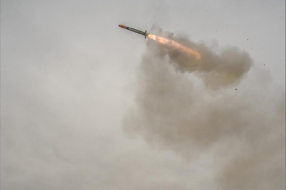 One of the Sea Ceptor missiles fired by HMS Argyll earlier this Summer. MBDA Copyright.