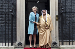 Prime Minister Theresa May and the King of Bahrain outside 10 Downing Street.