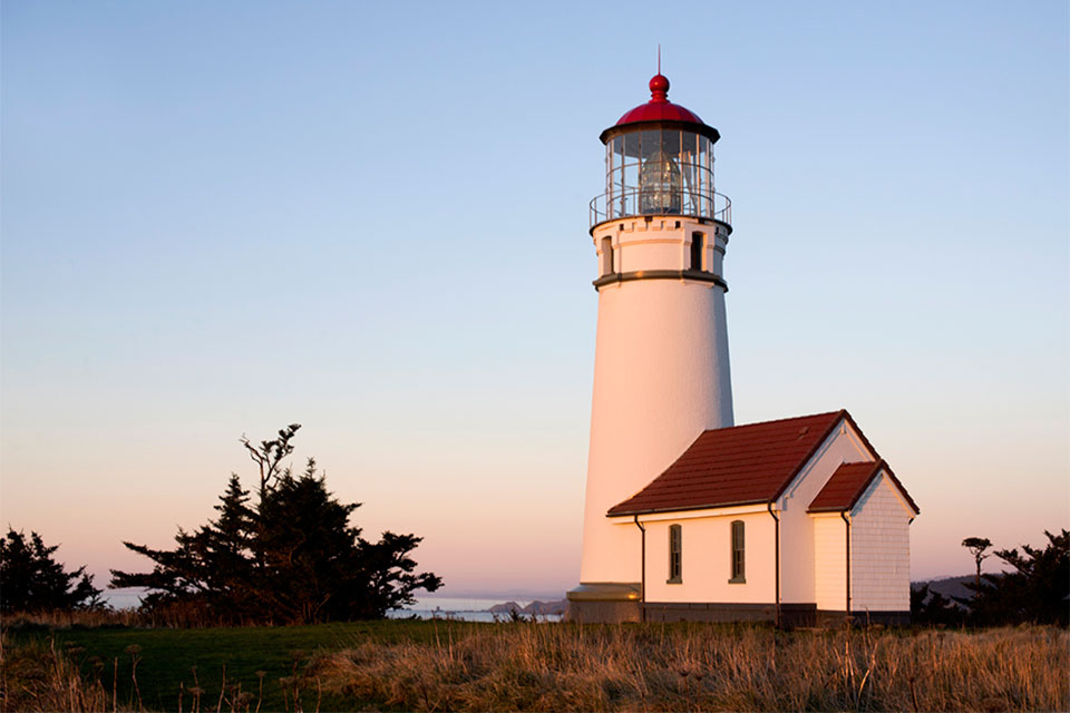 Cut in light dues to benefit UK shipping