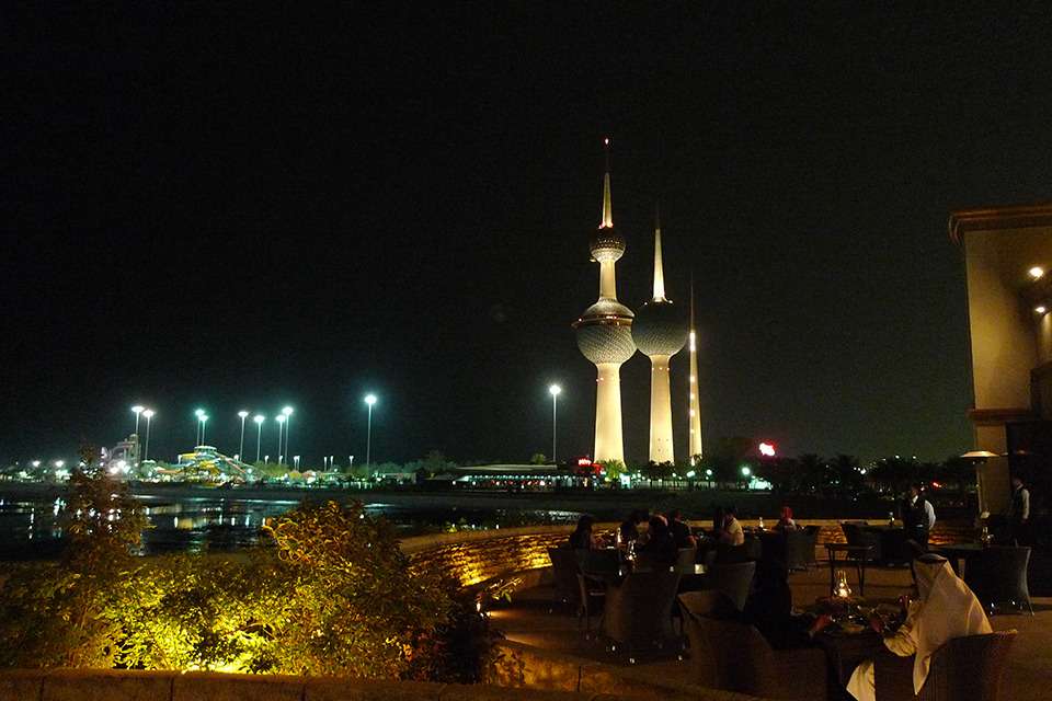 Treasury ministers strengthen economic ties abroad