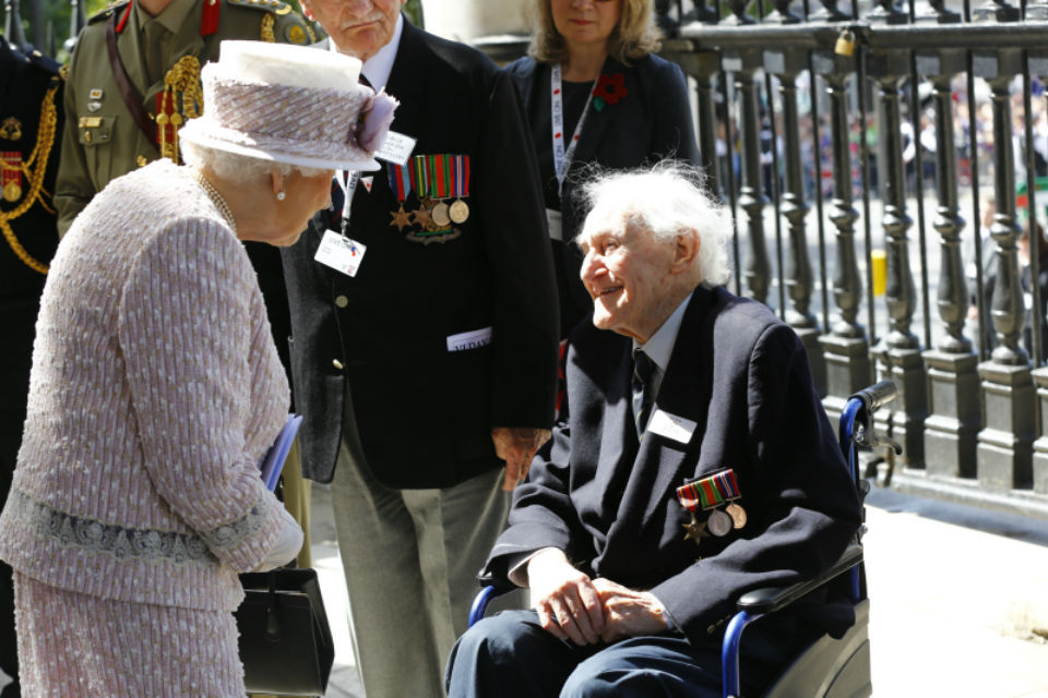 UK unites to thank veterans on the 70th anniversary of Victory over Japan (VJ) Day