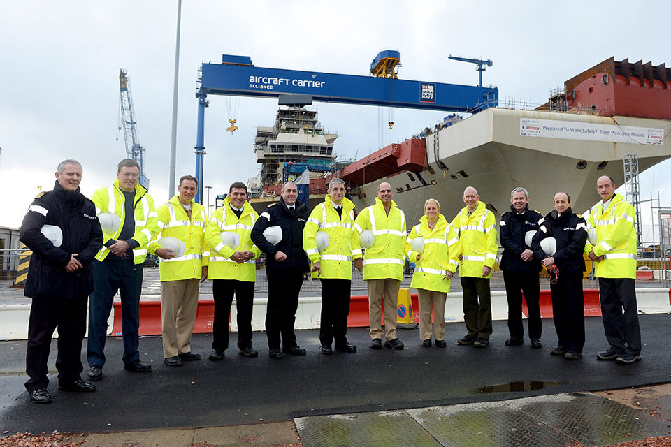 US Navy Vice Admiral shows commitment to combined carrier strike