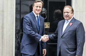 Prime Minister David Cameron and Prime Minister Sharif of Pakistan outside Number 10 Downing Street