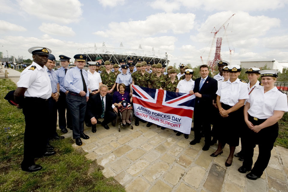 Paralympic legend backs troops on Armed Forces Day