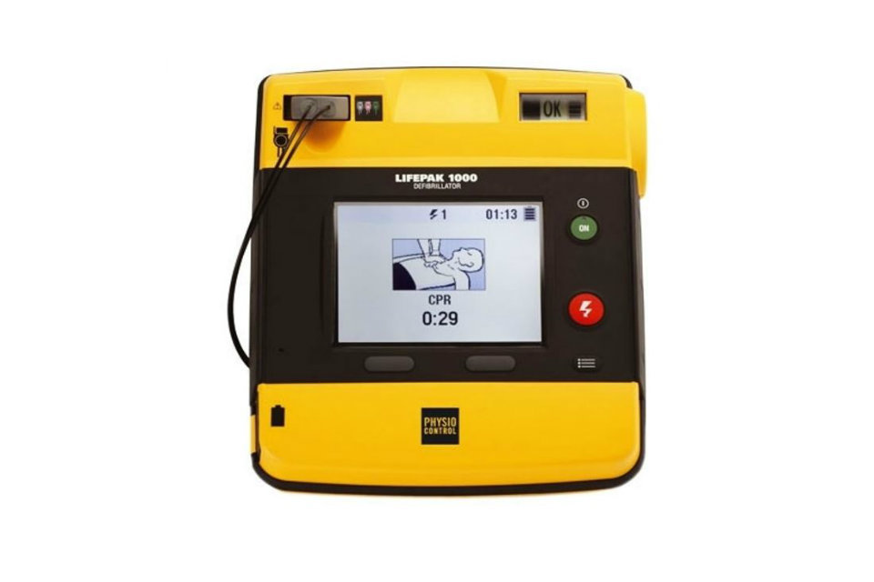 Faulty defibrillator: users urged to check battery connection