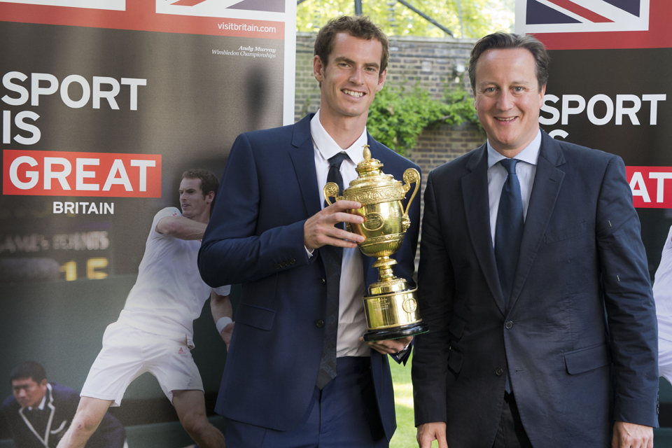 The Prime Minister and Andy Murray with the Wimbledon men’s trophy  