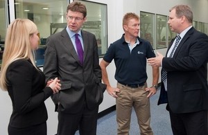 Science Minister's visit to Airbus
