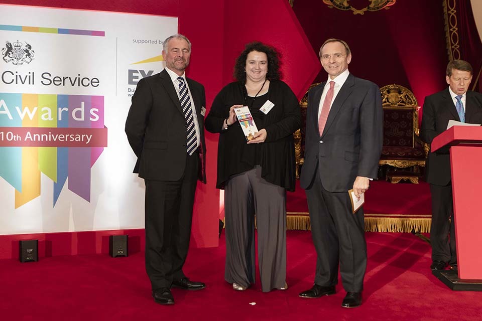 Wendy Hardaker wins Civil Service Leadership award