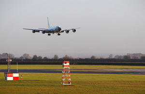 Boeing RC-135 Rivet Joint aircraft arrives at RAF Waddington [Picture: Senior Aircraftman Blake Carruthers, Crown copyright]