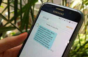 Notify message showing on the screen of a mobile phone