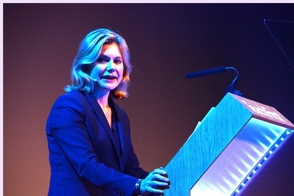 Education Secretary puts teachers at the heart of social mobility