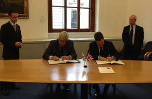 Mr. Julio Moreira Morán, Uruguayan Ambassador to London, and Mr. David Gauke, Exchequer Secretary to the Treasury.