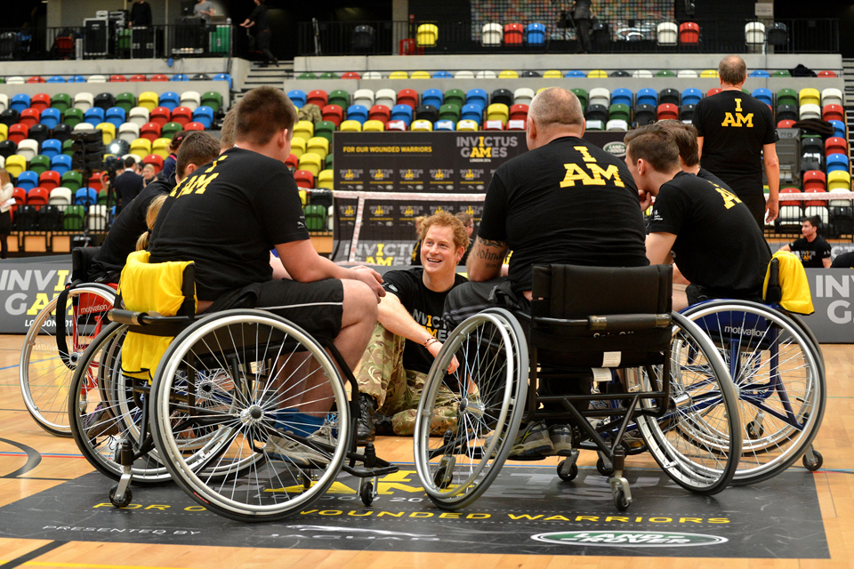 Prince Harry meets wounded service personnel