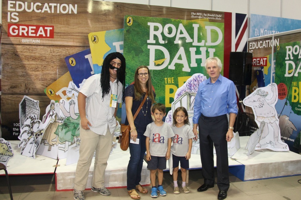 Dahl's 100th birthday celebrated at guayaquil's book fair