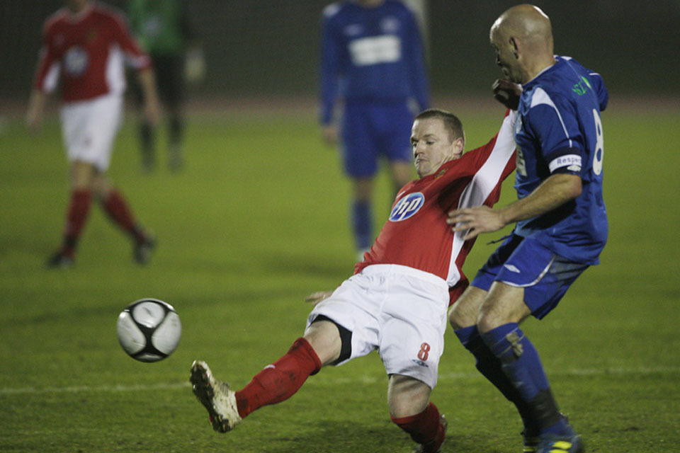 Injured para back on the pitch