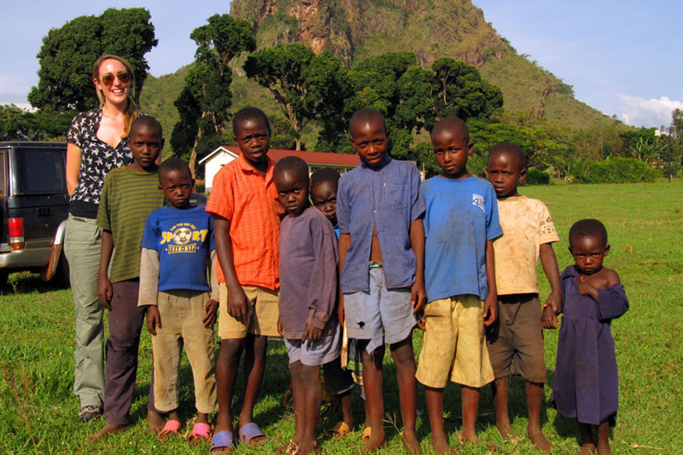 MOD staff help Ugandans prepare for disaster relief