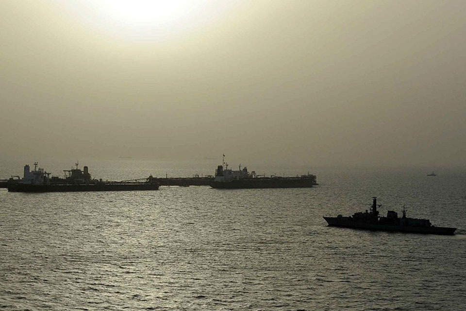 Last Iraq oil terminal patrol for Royal Navy