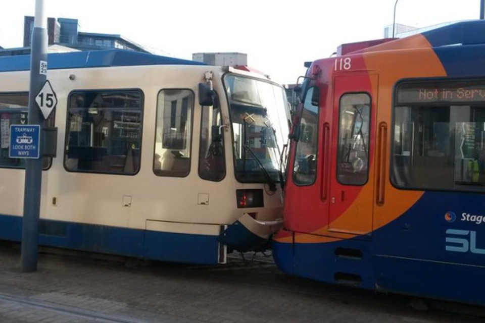 Report 17/2016: Collision between two trams at Shalesmoor