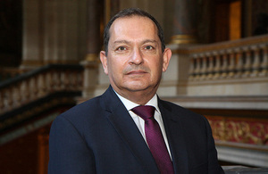 سايمون كوليس سفير المملكة المتحدة لدى المملكة العربية السعودية