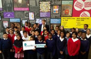 Minister for the Constitution Chris Skidmore and primary school children