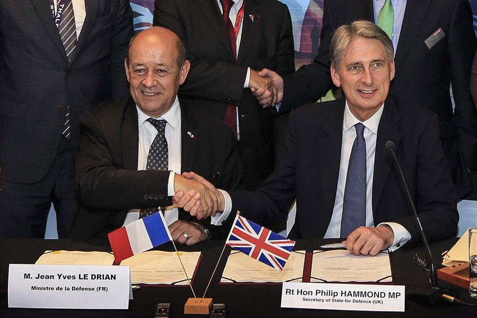 Jean-Yves Le Drian and Philip Hammond