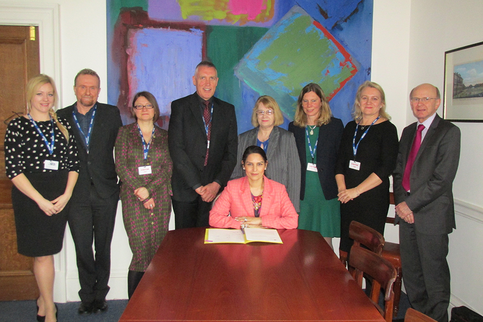 Government and charity sector commit to boost Payroll giving
