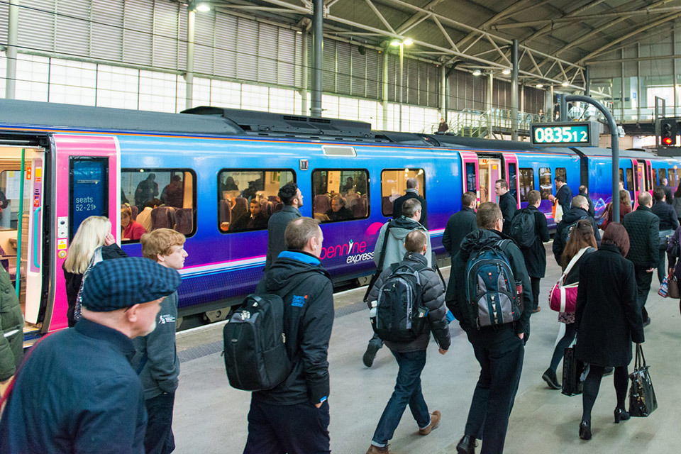 TransPennine and Midland Mainline electrification works to resume