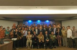 UK-Indonesia bilateral maritime group photo